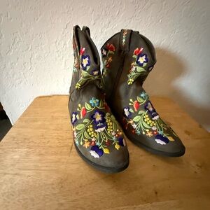 Embroidered Floral Ankle Boots